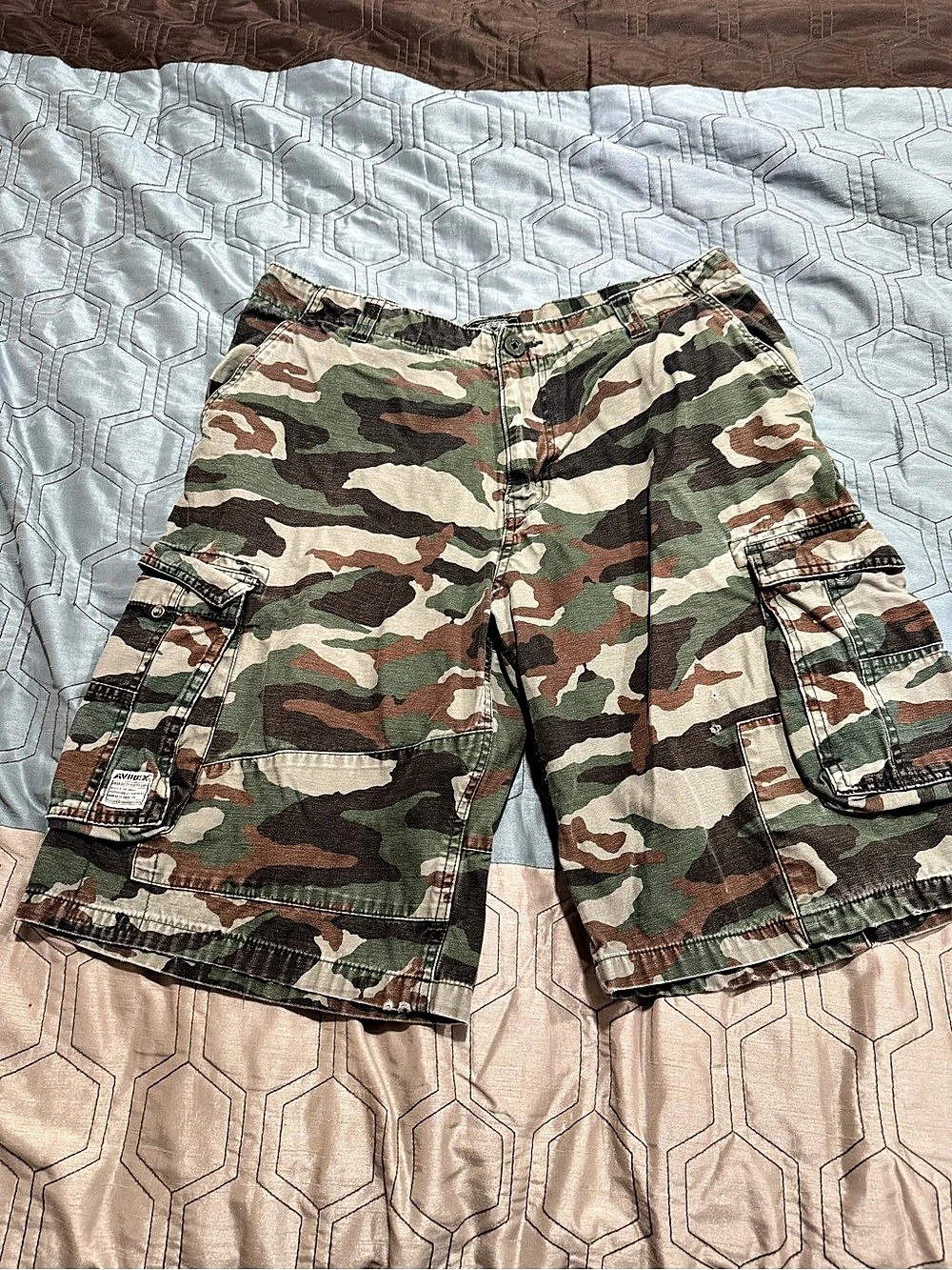 Avirex Shorts Camo Cargo Mens Size 36 Skater Bermuda 11” inseam Military Pockets